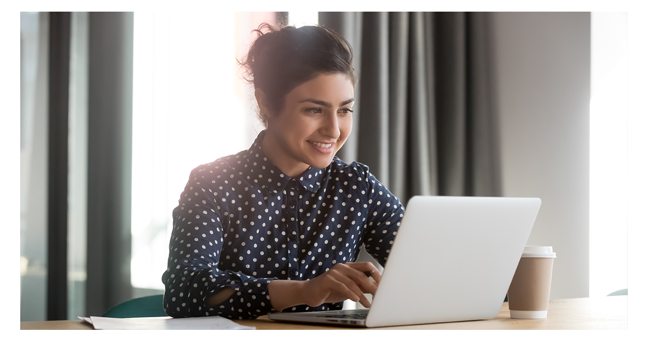 Lady on laptop